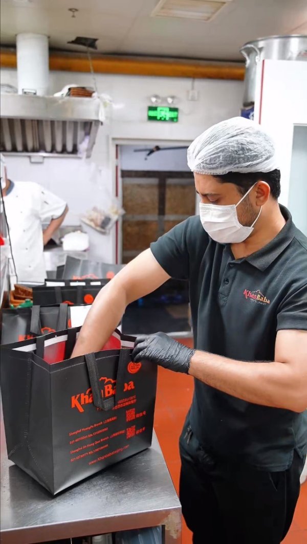 信弘配资 现金补贴直接打款，美团助力金将重点扶持中小餐饮创业者