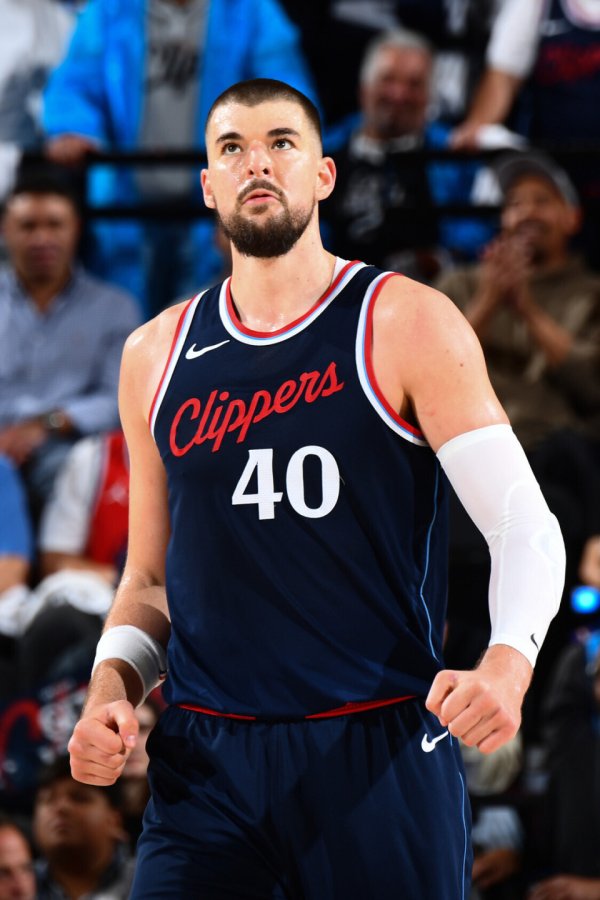 万联证券 祖巴茨畅聊快船变化: 已补齐所有短板, 比尔因哈登保罗会变得更好